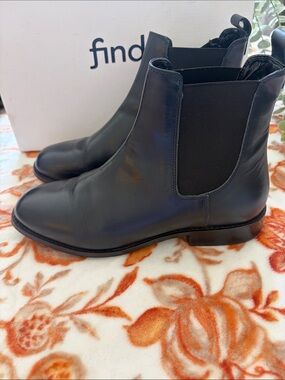 Find Navy Leather Chelsea Ankle Boots - Women